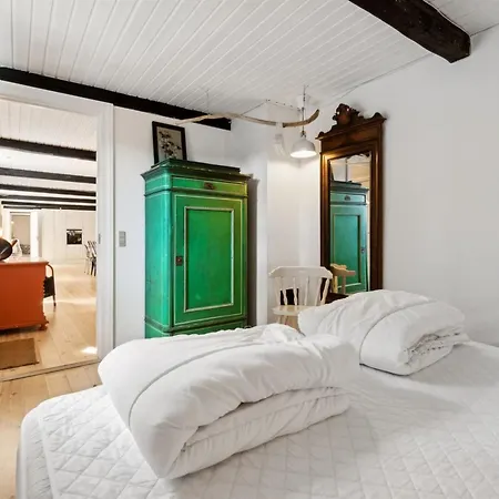 Helene - 2-4km From The Sea By Interhome בית נופש