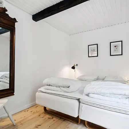 Helene - 2-4km From The Sea By Interhome *