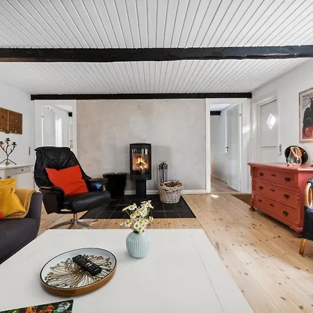 Helene - 2-4km From The Sea By Interhome * Akirkeby