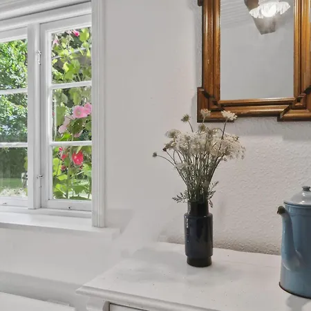 Helene - 2-4km From The Sea By Interhome