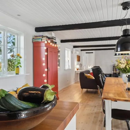 Helene - 2-4km From The Sea By Interhome בית נופש *