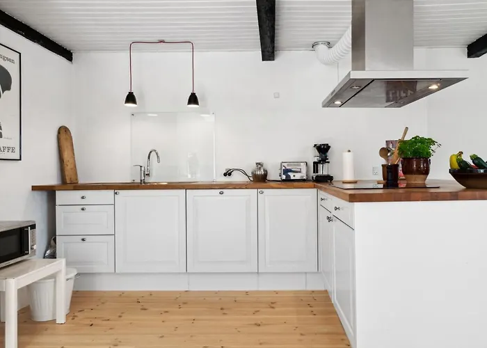 Helene - 2-4km From The Sea By Interhome *