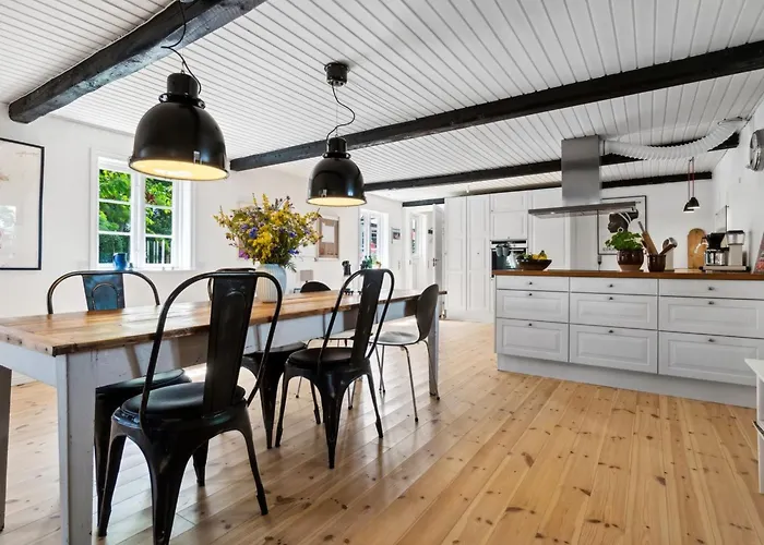 Helene - 2-4km From The Sea By Interhome * Akirkeby